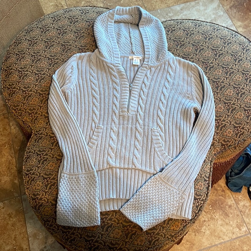 Grey DKNY Sweater Size Medium